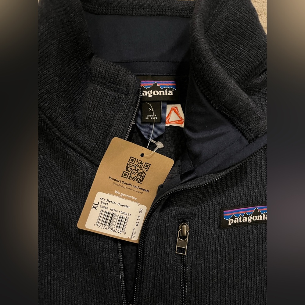 NWT Patagonia Better Sweater Vest - EMBROIDERED-Navy - Picture 2 of 7